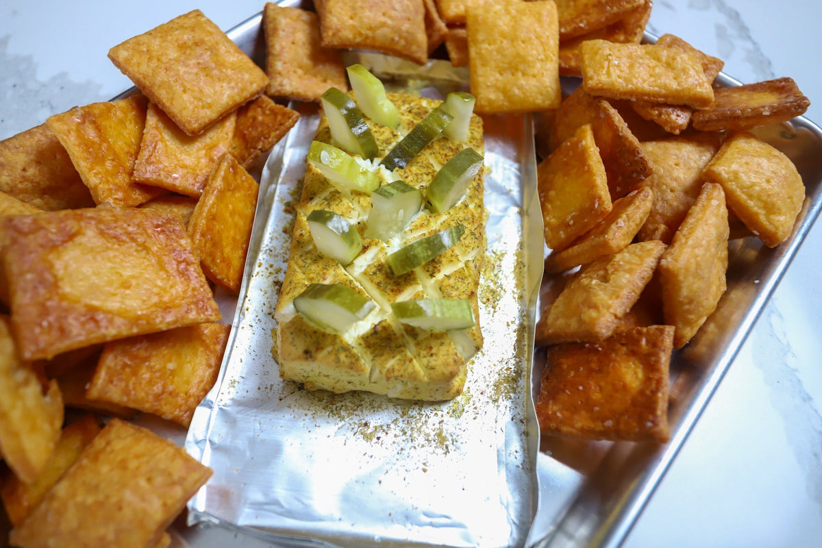 Spicy Dill Pickle Smoked Cream Cheese w Cheddar Crackers | PS Seasoning