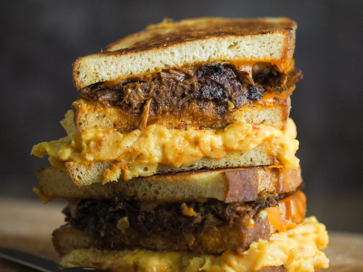 Mac 'n Cheese Pulled Pork Grilled Cheese | PS Seasoning