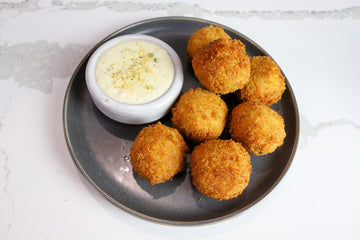 Bacon Mac & Cheese Brat Bites